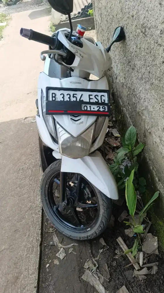 Beat injeksi tahun 2014 plat B Bekasi Jawa Barat