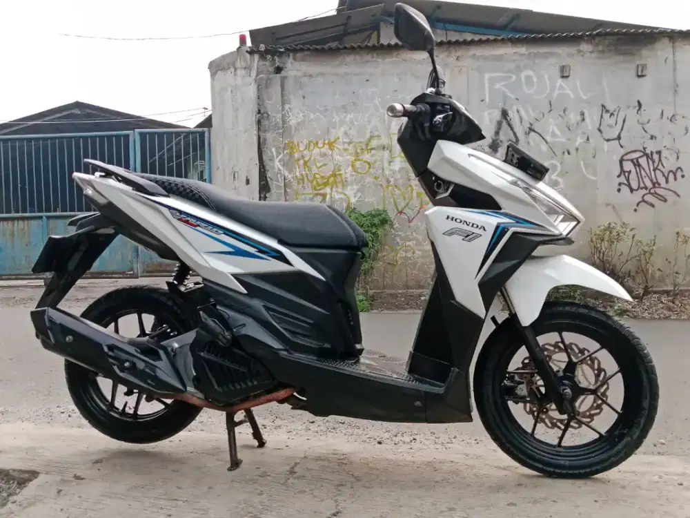VARIO LED OLD 125 2016