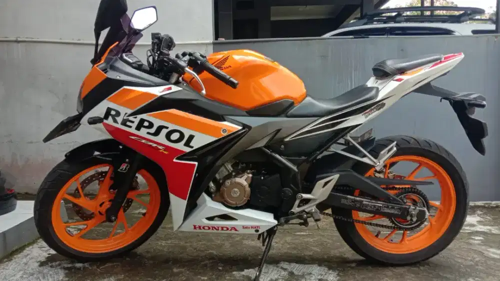 Honda CBR 150 R