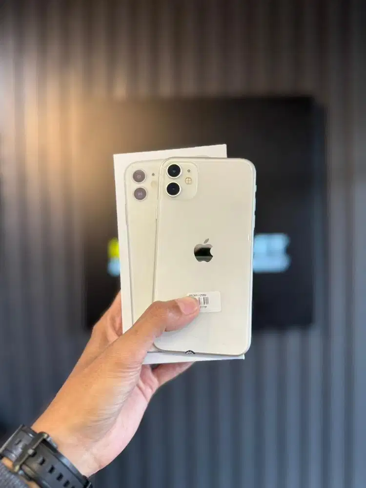 Iphone 11 256gb garansi ibox
