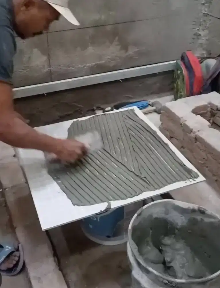 Di cari tukang jadi pasang granit dinding lantai kamar toilet room