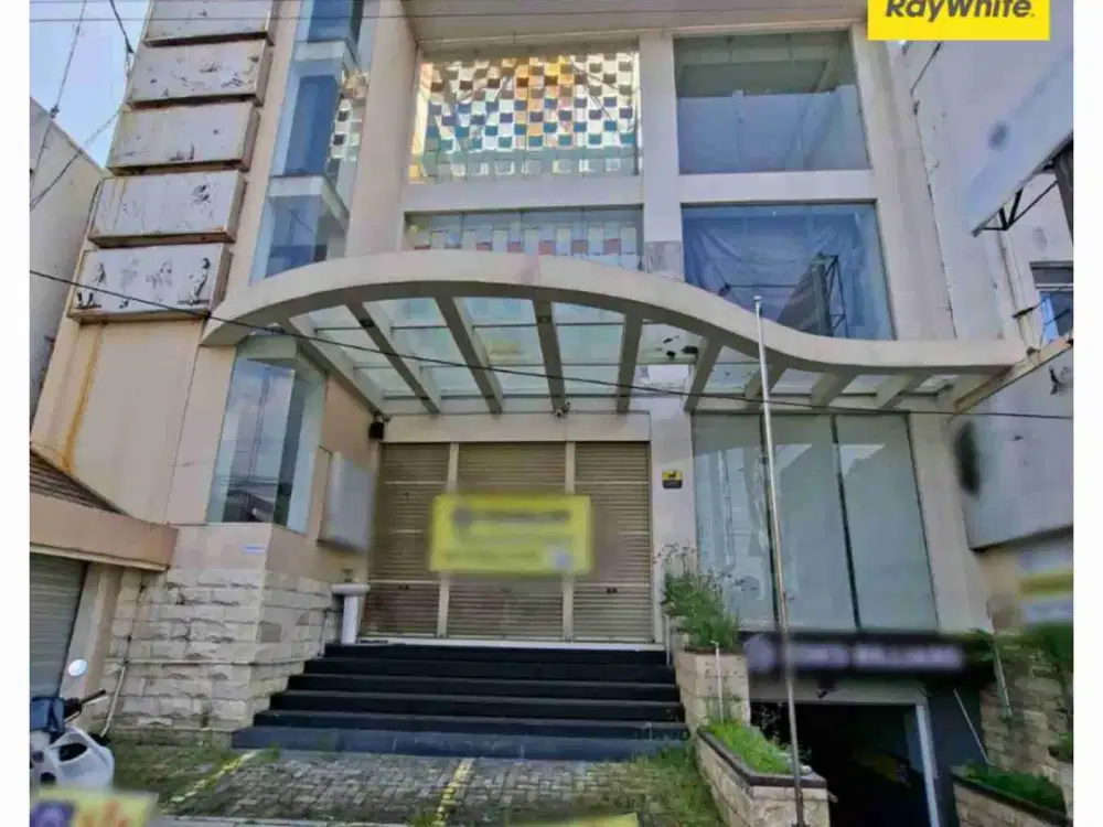 disewakan tempat usaha 3 lantai jln.prof Yohanes yogyakarta