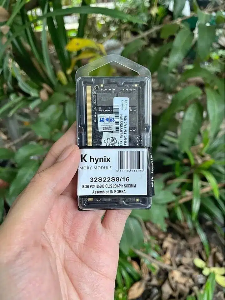 RAM DDR4 DENGAN BEBERAPA KAPASITAS DAN KECEPATAN MEREK HYNIX NEW