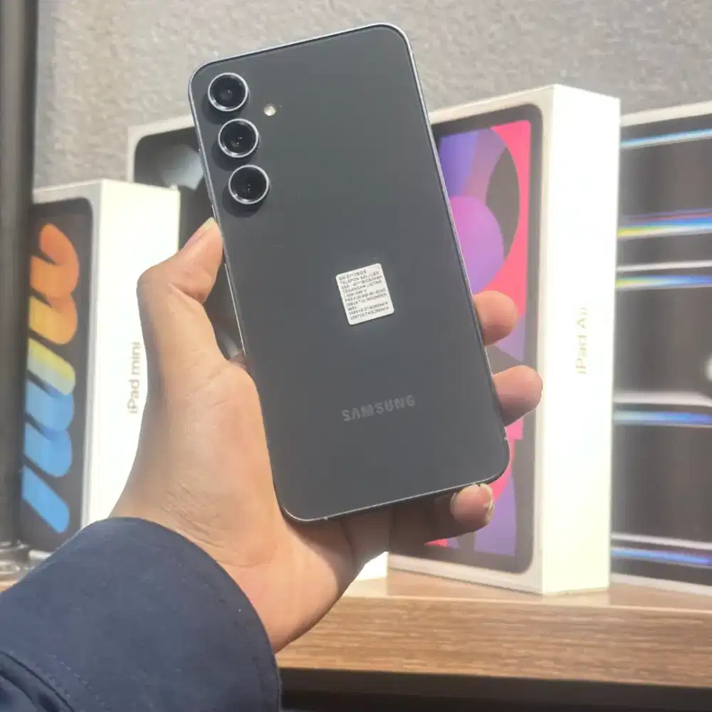 Samsung S23 FE 8/256GB [ Graphite ] Garansi Resmi Sein.