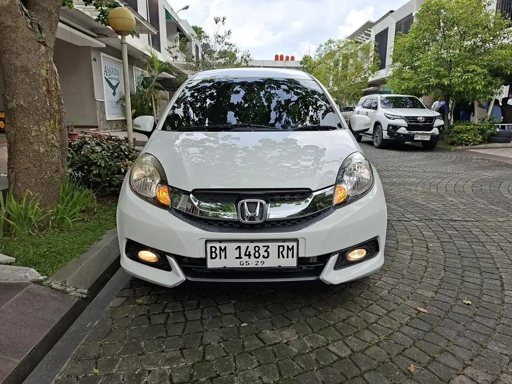 Honda mobilio E 1.5 Automatic 2014