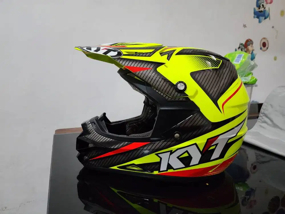 Helm KYT type Motorcross Yellow