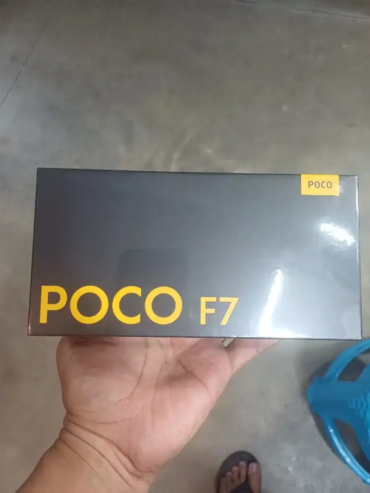 Poco F7 ram 12/512 Putih