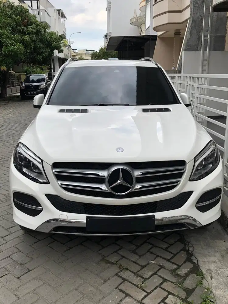 Mercedes-Benz GLE400 2018 Bensin