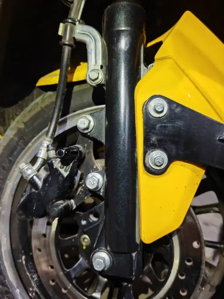 Jual shock breaker depan original nmax original Yamaha Indonesia