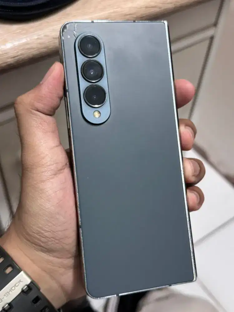Samsung Z fold 4 5G ram 12/256 resmi sein