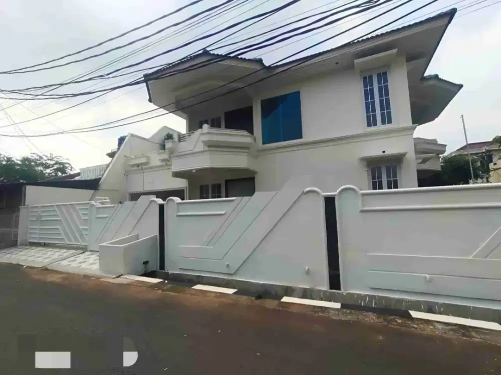 Dijual Rumah Komplek Abadi  
Duren Sawit Jakarta Timur