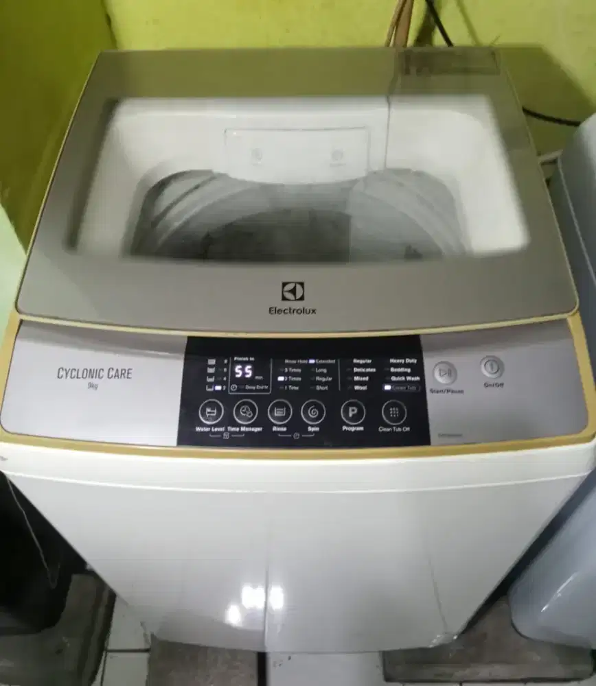 Mesin cuci Electrolux 9 kg garansi full