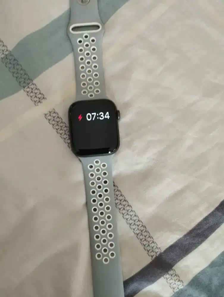 Dijual Cepat Apple Watch Seri 5 Ibox