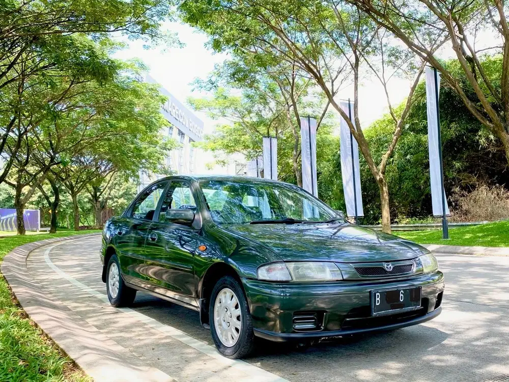 Mazda Familia 1998 Bensin