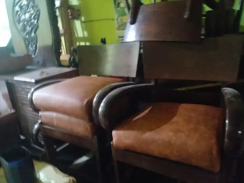 kursi tamu jati tua antik siap pakai, sudah diganti kain baru