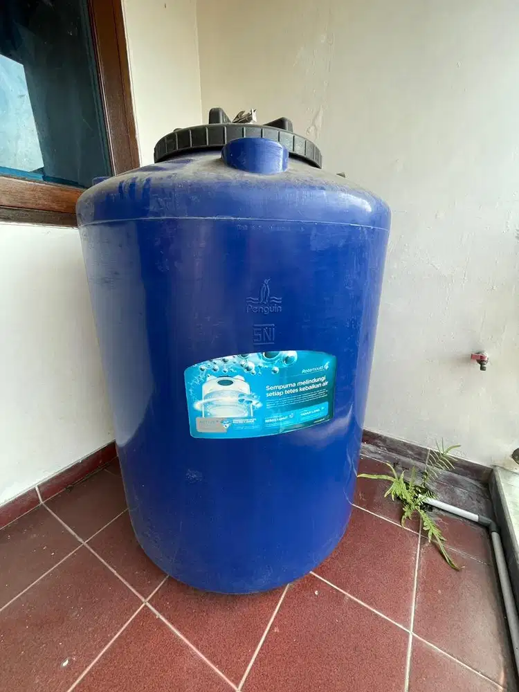 Toren Tangki air Penguin 520 liter