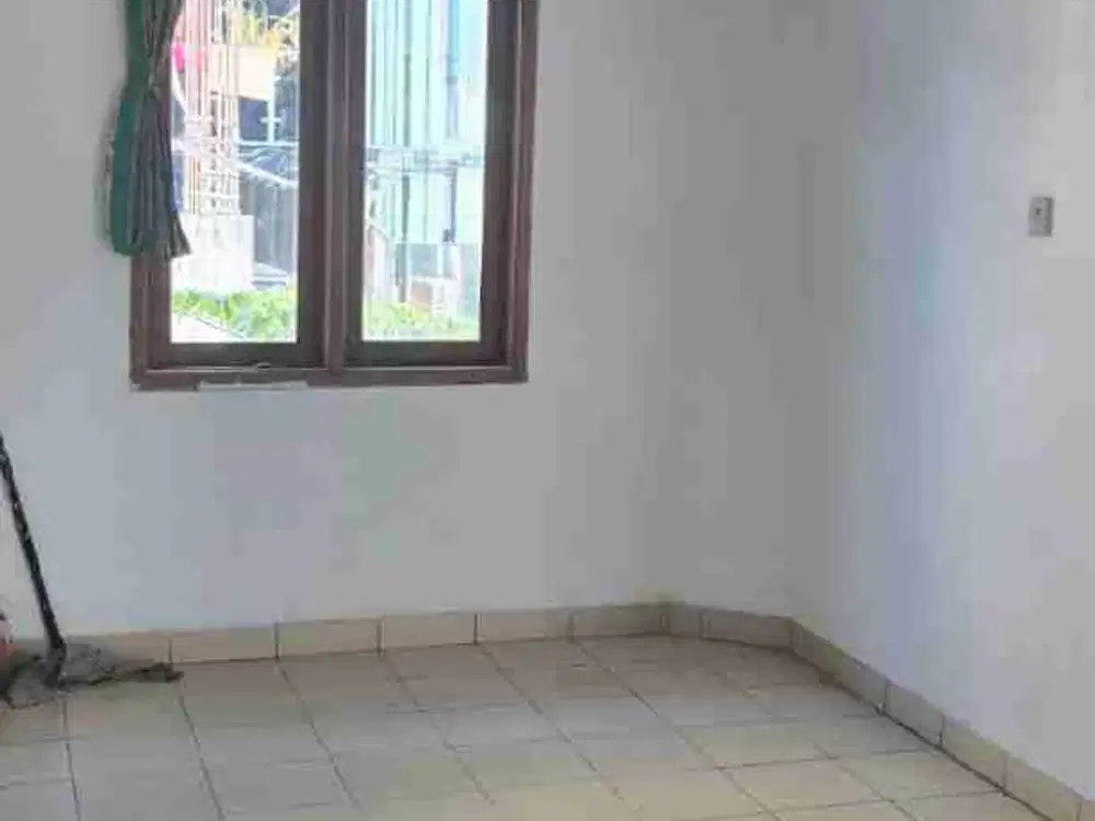 Murah!! Ruko strategis di Antapani, Bandung.