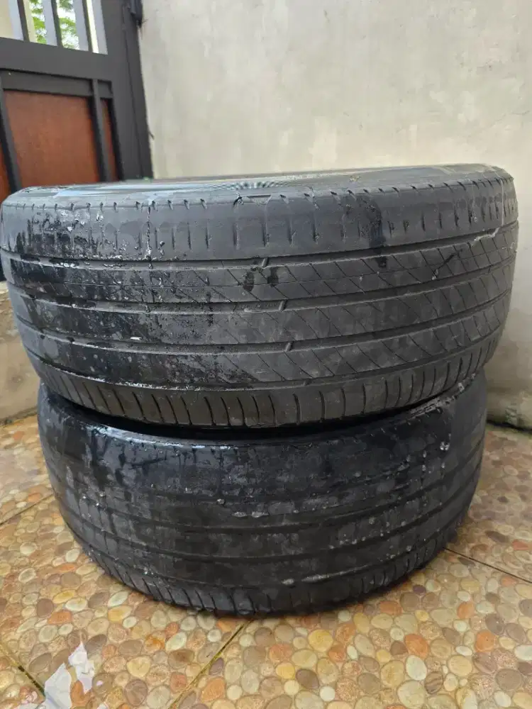 Ban Mobil MICHELIN PRIMACY 4 215/55 R17