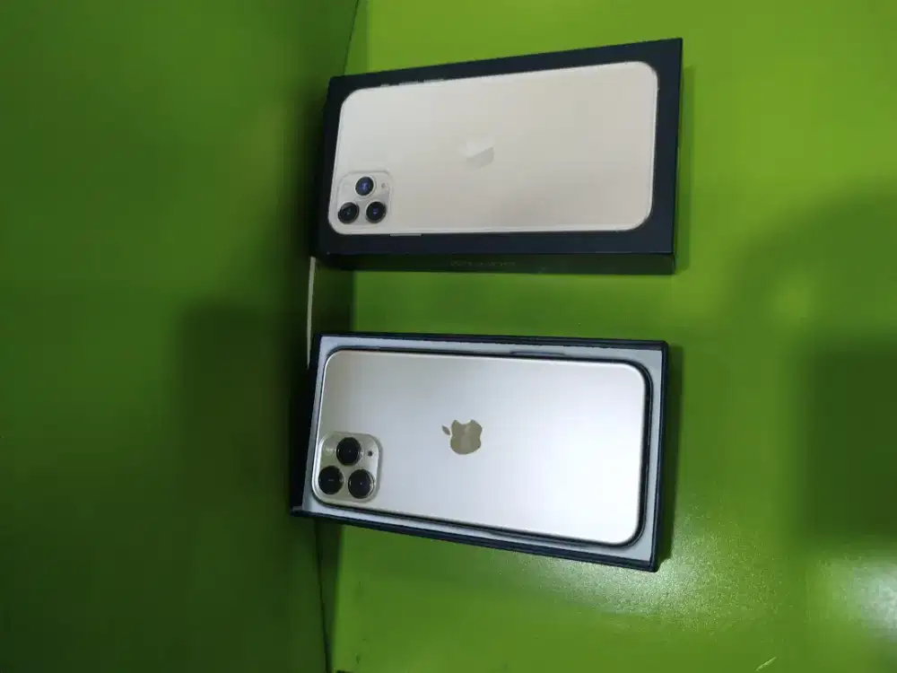 iPhone 11 pro 256gb baru di depan