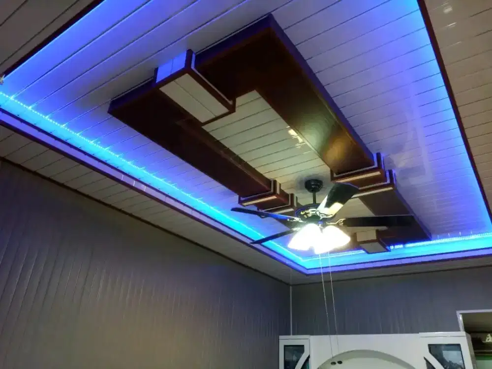 Plafon PVC  dan trima pemasangan