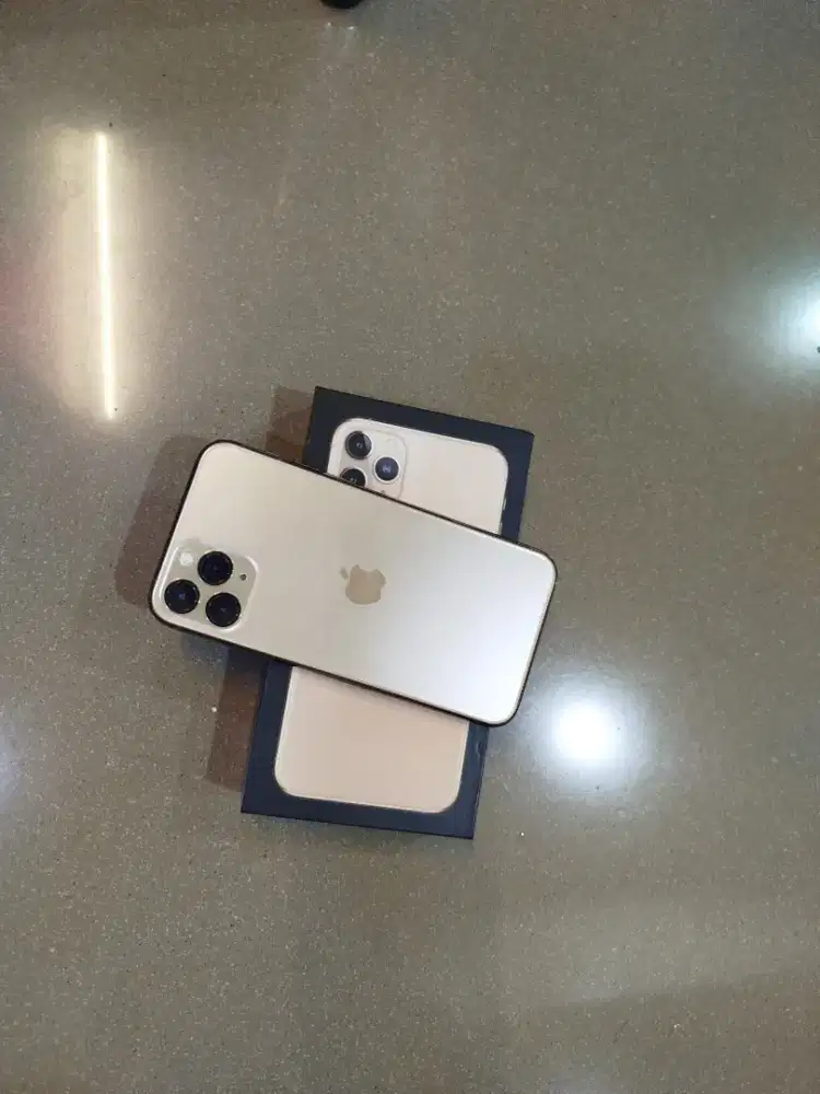 iPhone 11 pro 256gb kusus muda