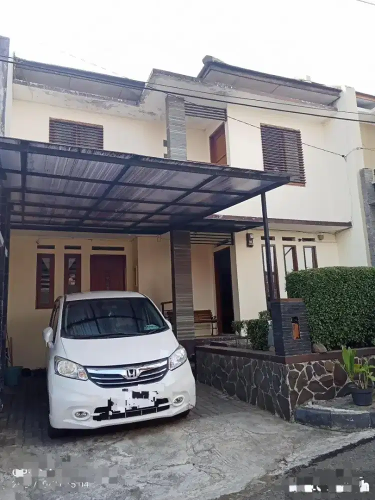 Jual cepat rumah 2 lantai Selangkah ke Pemkot Cimahi