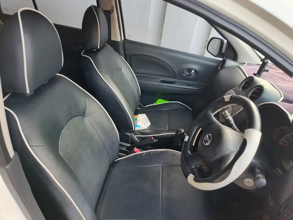 Nissan March 2012 Bensin