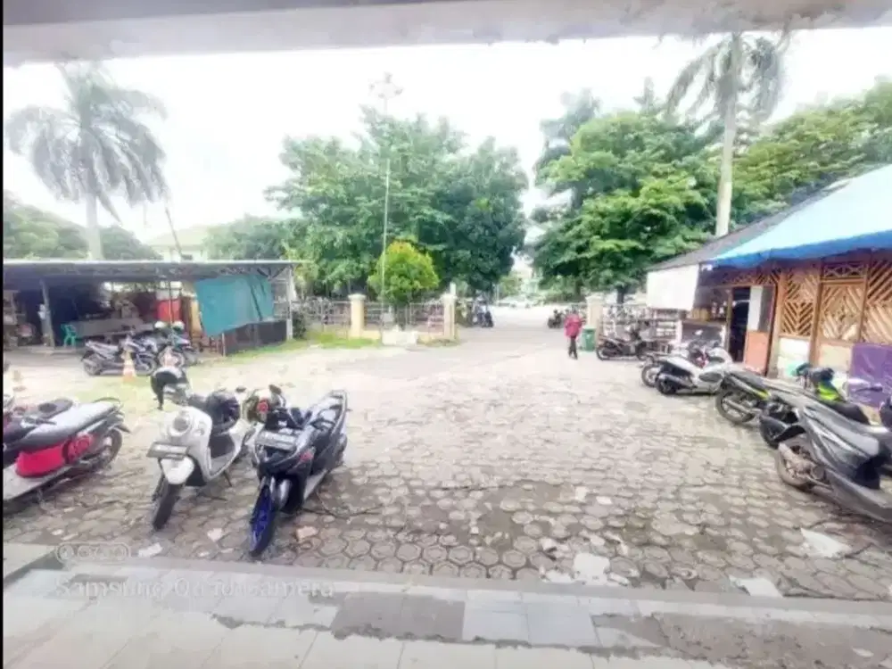Bangunan ex GOR bsa utk gudang lokasi di jatiasih LT.1000m SHM akses jln pruis truk