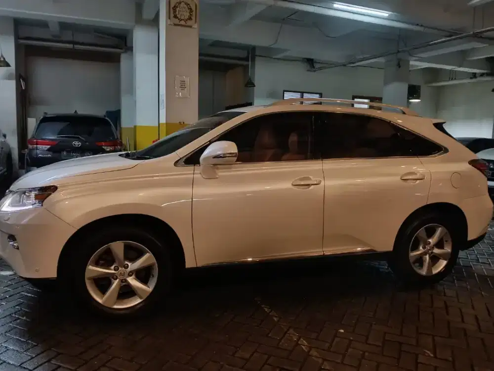 Lexus Full Ori Service Dealer Full Record RX270 Putih 2014