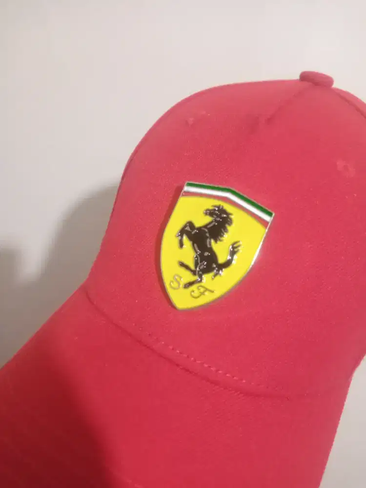 Jual cpt topi Ferrari ori
