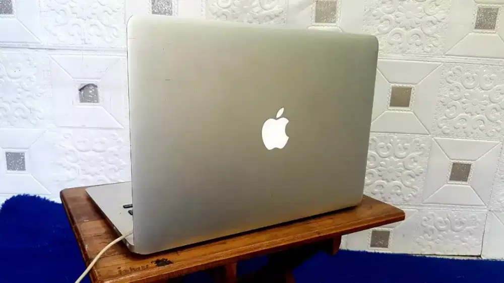 Macbook Air i5 8/128