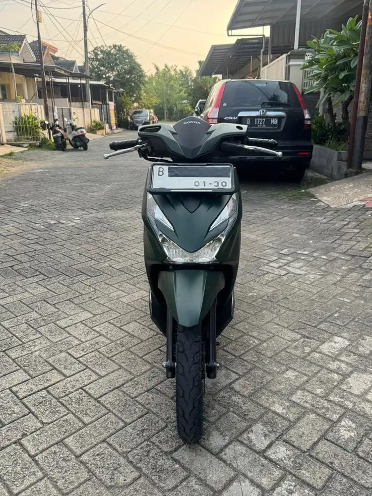 KM 960 KILO!! HONDA BEAT KEYLESS 2025 NIK 2024 LIKE NEW