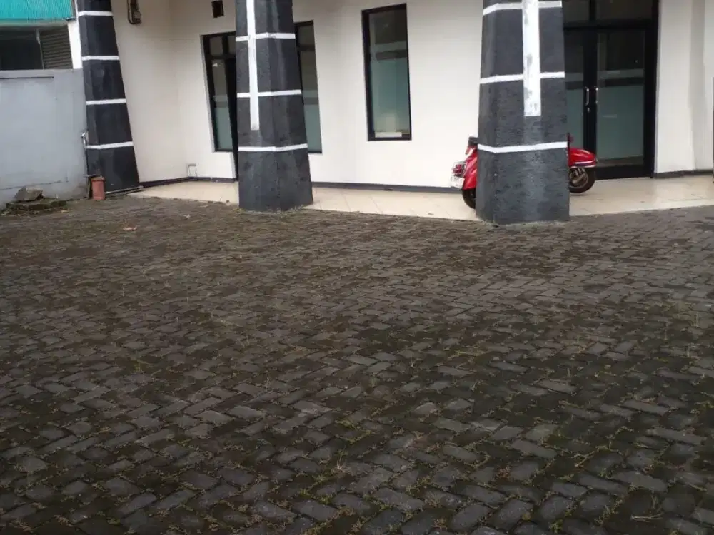 Gedung Siap Pakai Hook Sayap Suci Dekat Terminal Cicaheum Bandung