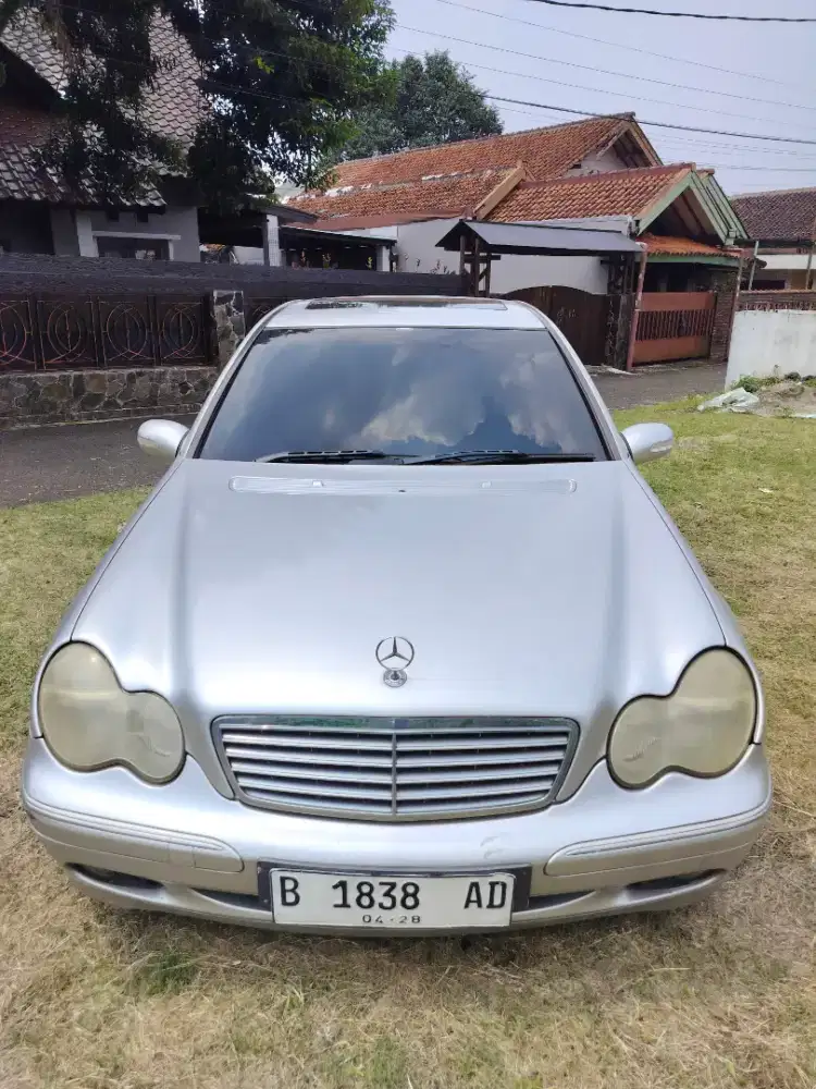 Mercedes-Benz C240 2003 Bensin