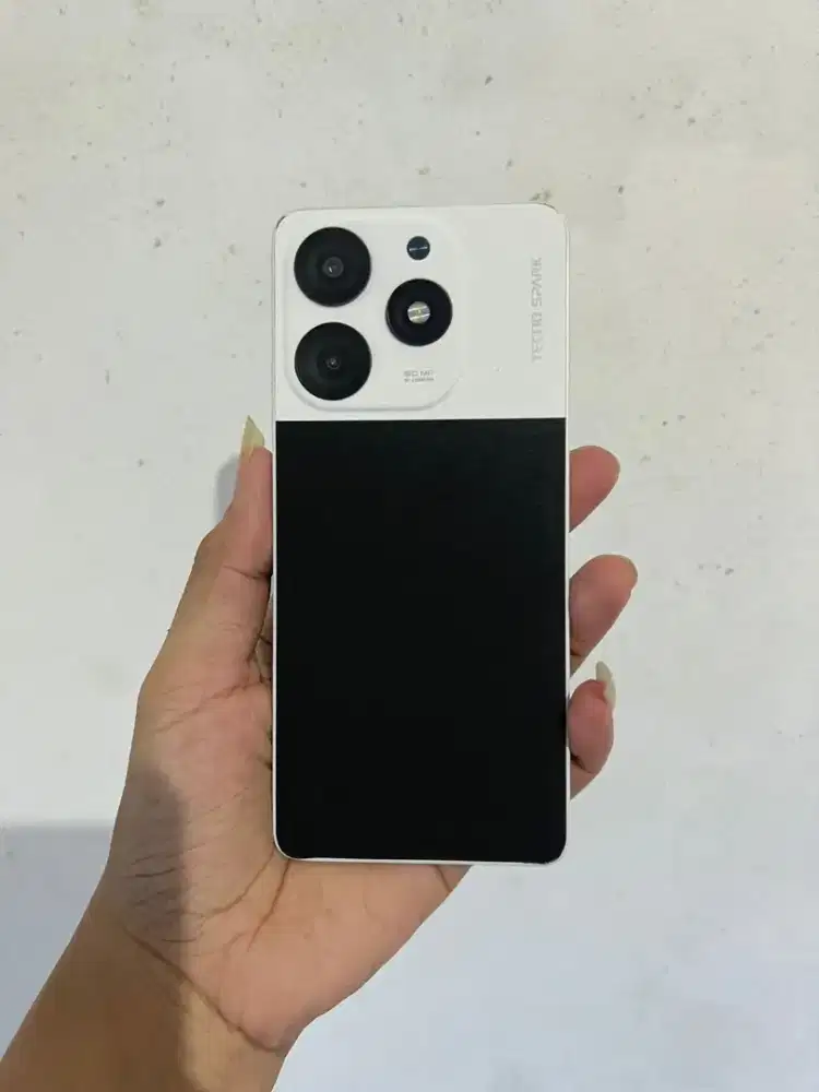 Spark 10 pro (8/128) tt/mahar