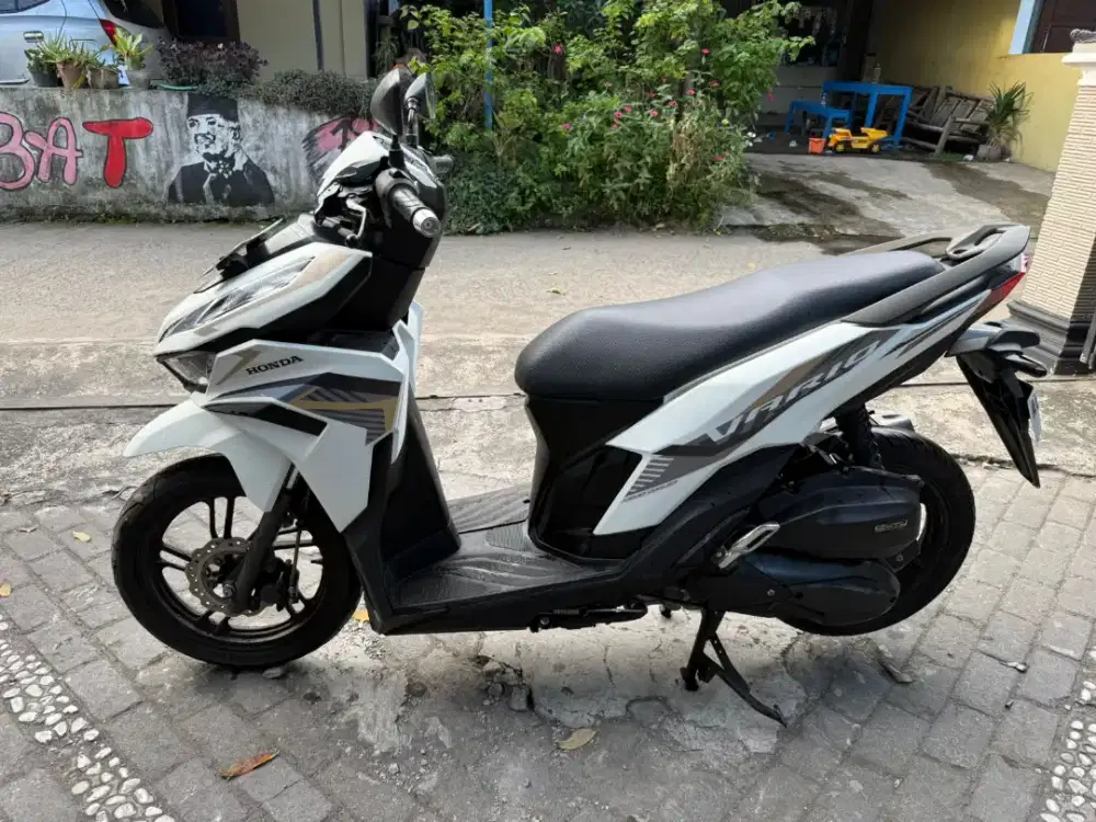 Vario 125 THN 2023 plat AB kota