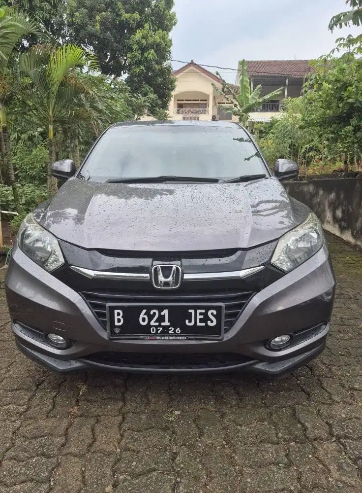 Honda Hrv E cvt 2016 abu abu metalik bln 7 tgn 1