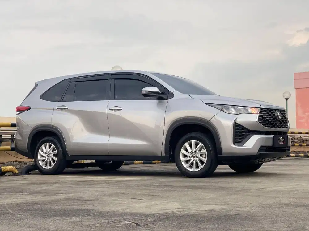 Zenix Innova G 2024 Toyota automatic Silver 2.0 hybrid kijang Q V ori