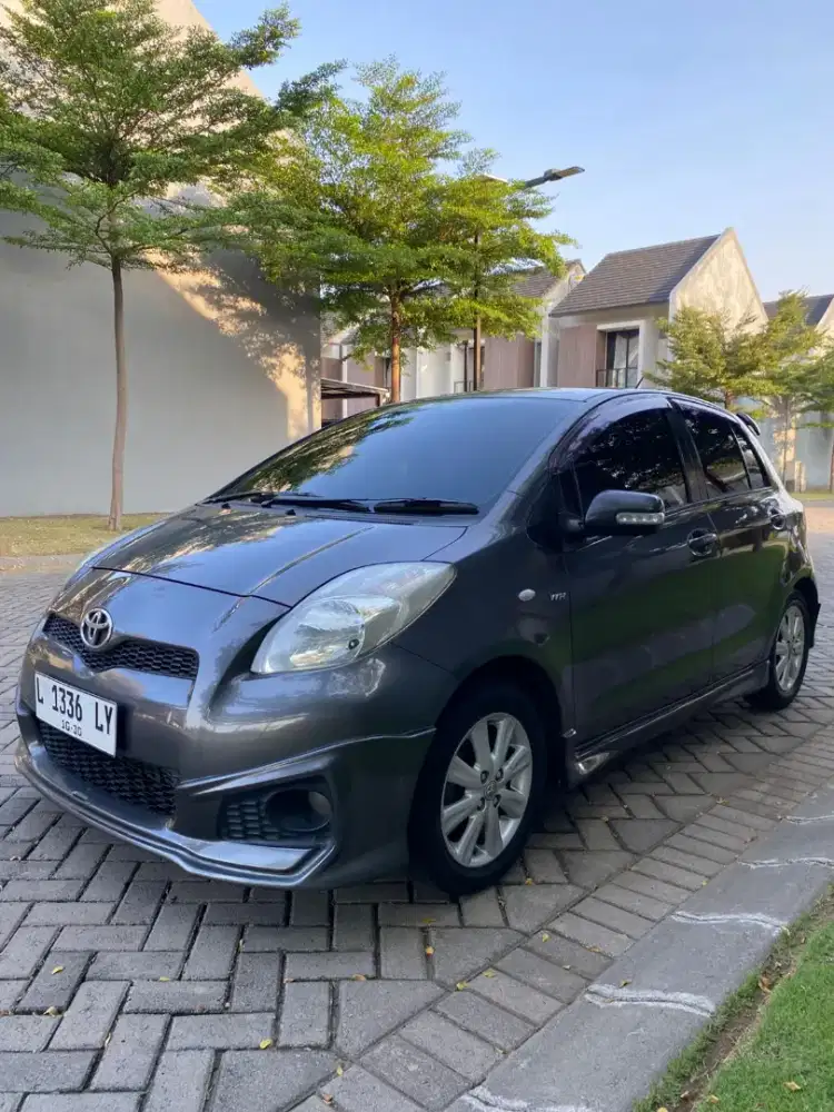 Yaris matic 2012