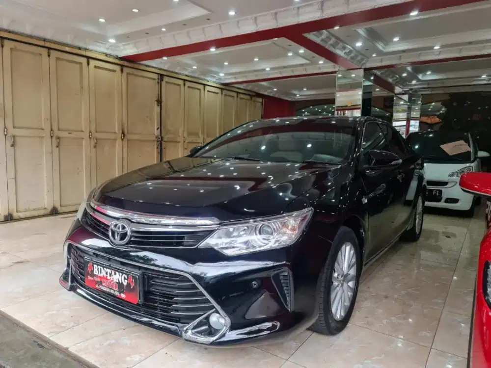 TOYOTA CAMRY V AT 2017 KM RENDAH / MODEL THN 2018 [BINTANG MOTOR]