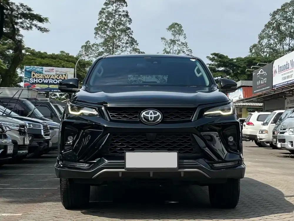 TERMURAH TOYOTA FORTUNER VRZ GR SPORT 2.8 AT 2024 HITAM