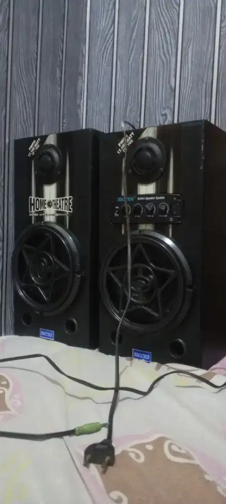 Dijual speaker aktif bass mantap merk indextron suara oke mantap