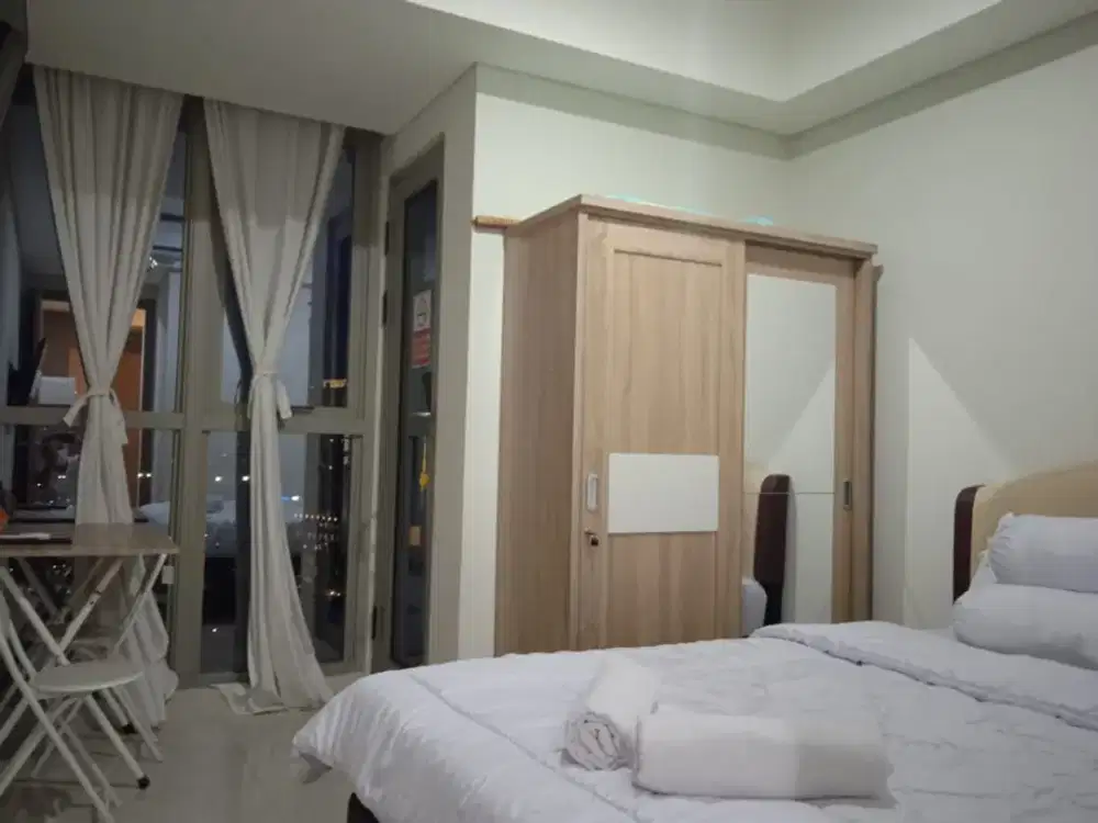 Disewa Apartemen Gold Coast PIK 1BR, 29m2, Furnished, View City