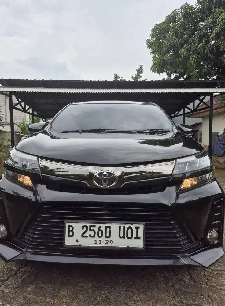 Toyota veloz 1.5 at 2019 bln 11 hitam metalik tgn 1