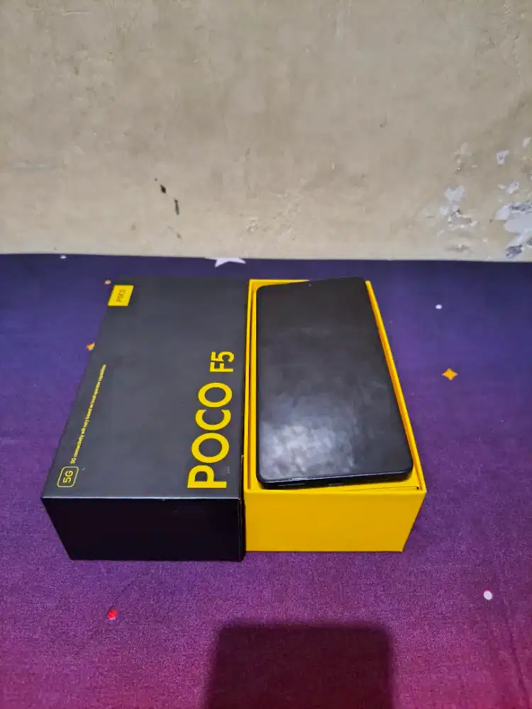 poco f5 12/256 second