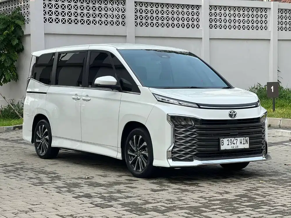 Voxy 2.0 AT 2022 New Model Pajak Panjang Mulus Terawat Siap Pakai
