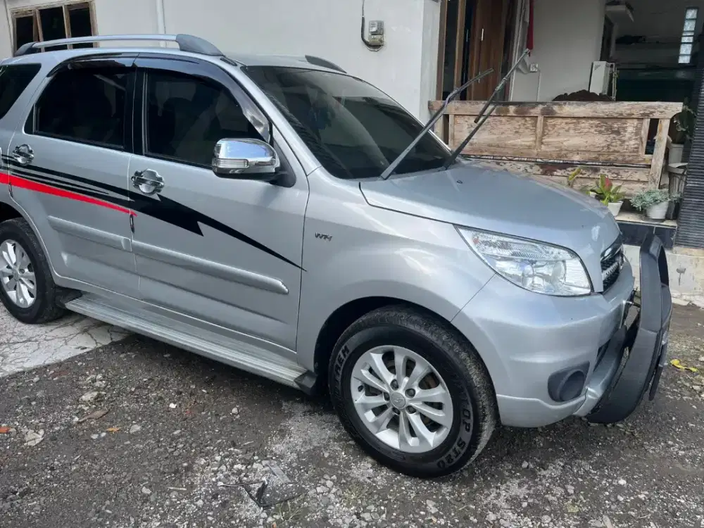 Terios TX matic 2012