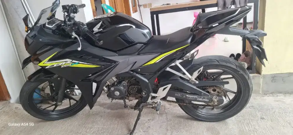 Jual Motor CBR 150 cc