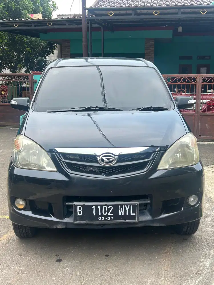 Daihatsu Xenia 2011 Bensin