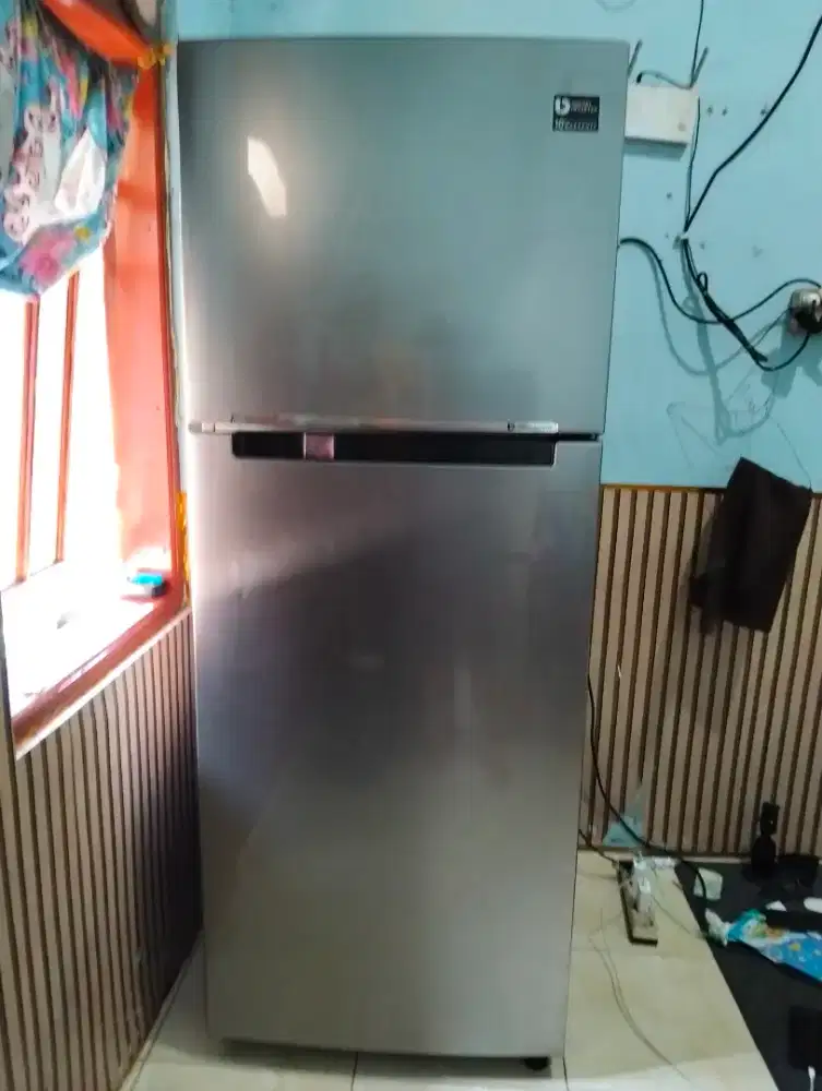 JUAL KULKAS SECOND